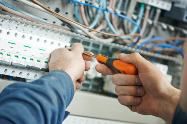what to ask an electrician before hiring them