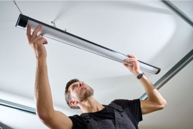 Smart Lighting Installation: Wired vs Wireless (Pros & Cons)